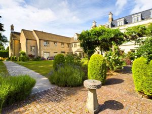 Gardens - click for photo gallery